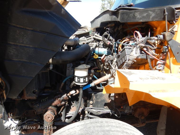 image for item DM1383 2005 International WorkStar 7400  dump truck