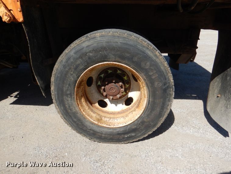 image for item DM1383 2005 International WorkStar 7400  dump truck