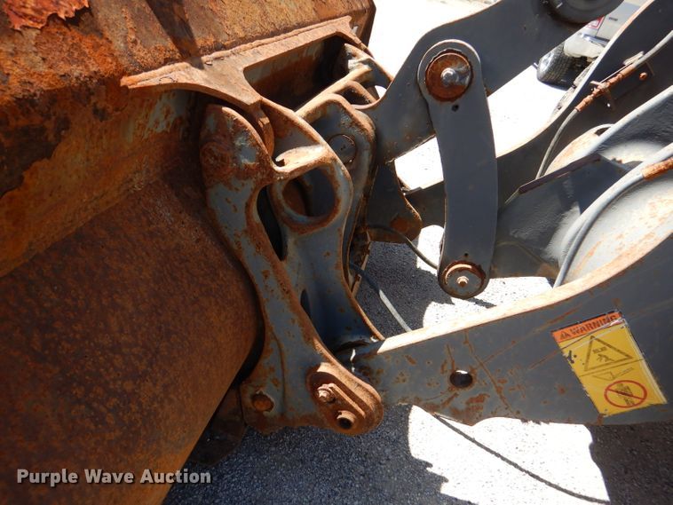 image for item DM1384 2004 Volvo L70E  wheel loader