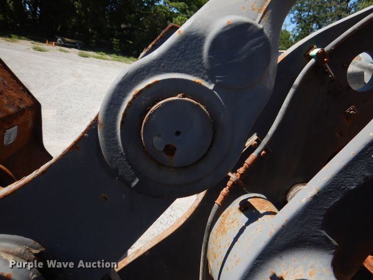 image for item DM1384 2004 Volvo L70E  wheel loader