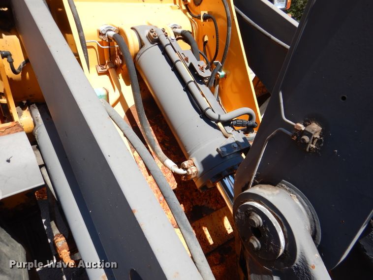 image for item DM1384 2004 Volvo L70E  wheel loader