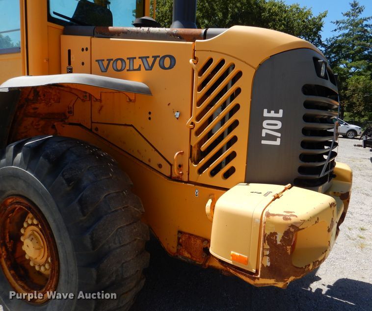 image for item DM1384 2004 Volvo L70E  wheel loader