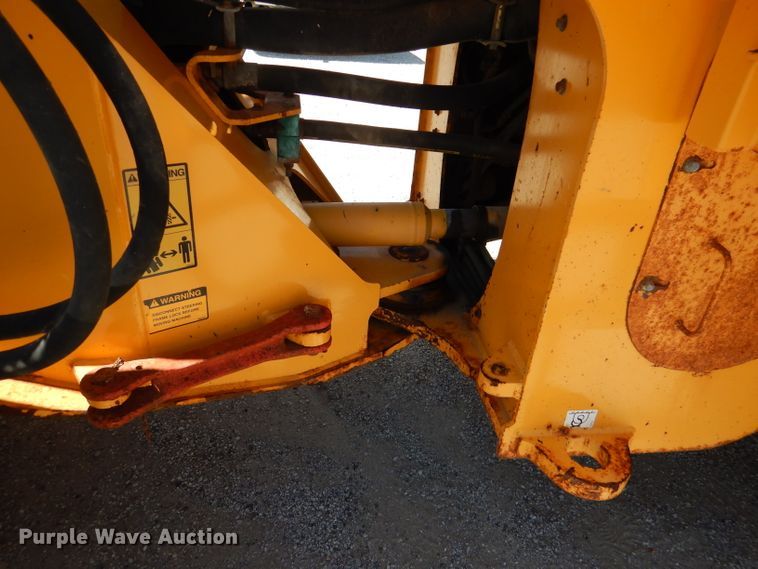 image for item DM1384 2004 Volvo L70E  wheel loader