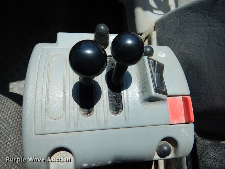 image for item DM1384 2004 Volvo L70E  wheel loader