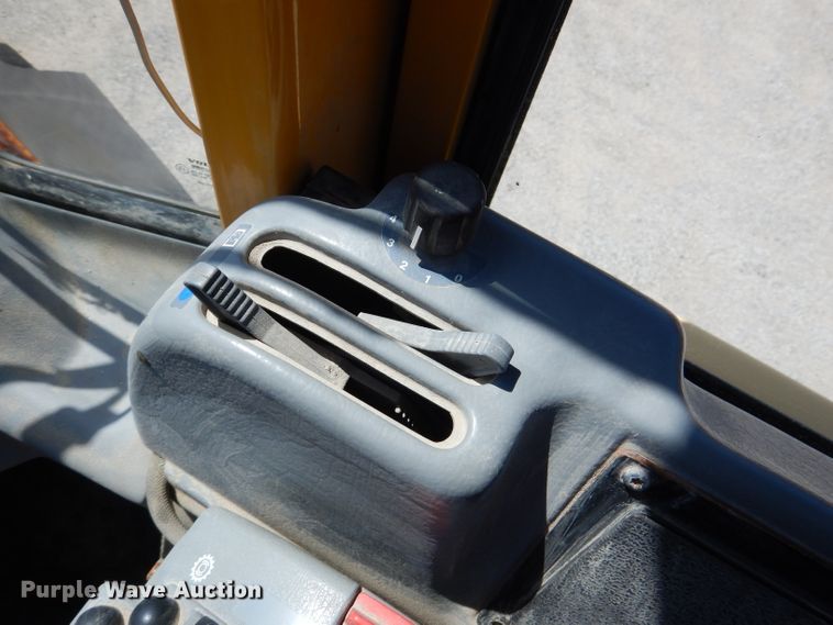 image for item DM1384 2004 Volvo L70E  wheel loader