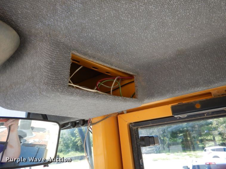 image for item DM1384 2004 Volvo L70E  wheel loader