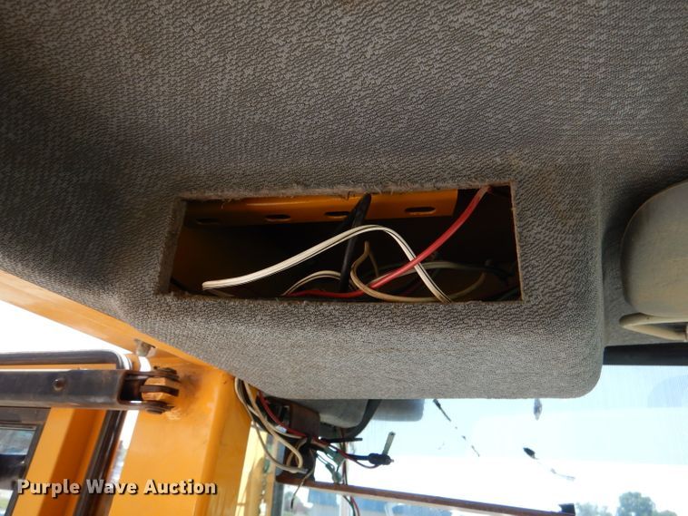 image for item DM1384 2004 Volvo L70E  wheel loader