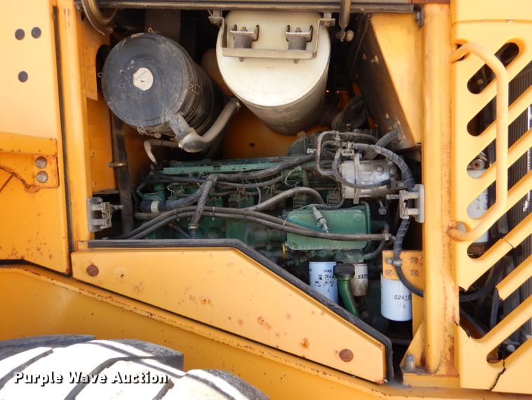 image for item DM1384 2004 Volvo L70E  wheel loader