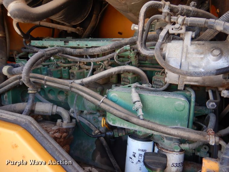 image for item DM1384 2004 Volvo L70E  wheel loader