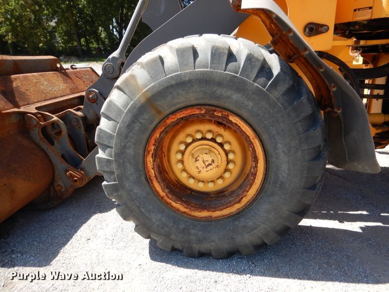 image for item DM1384 2004 Volvo L70E  wheel loader