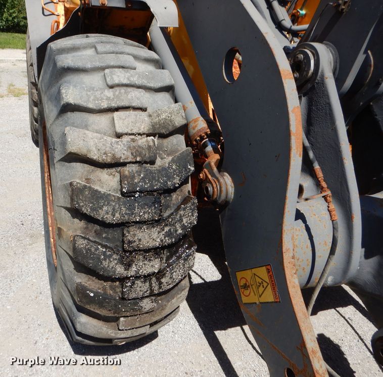 image for item DM1384 2004 Volvo L70E  wheel loader
