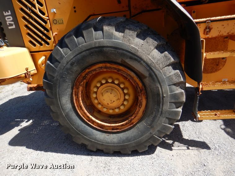 image for item DM1384 2004 Volvo L70E  wheel loader