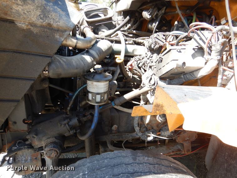 image for item DM1385 2006 International WorkStar 7400  dump truck