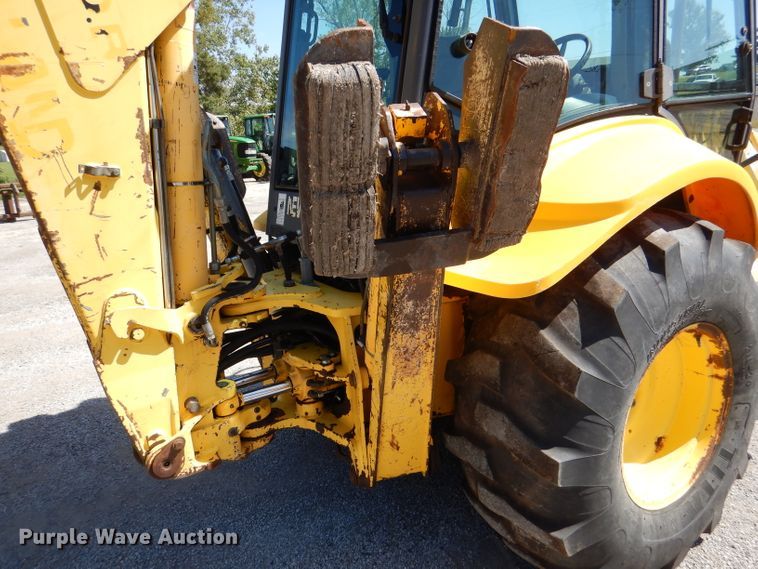 image for item DM1386 2002 New Holland LB110B  backhoe