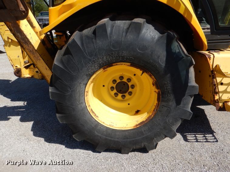 image for item DM1386 2002 New Holland LB110B  backhoe