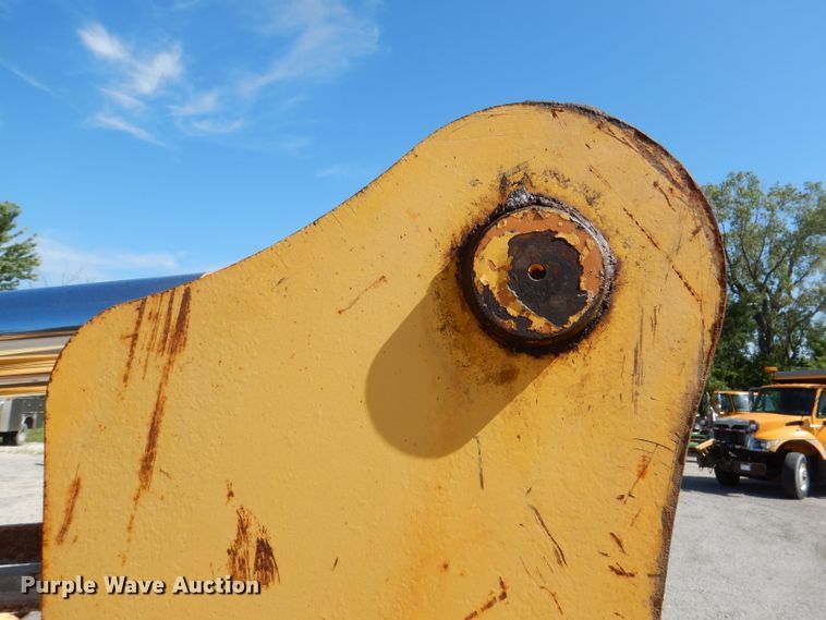 image for item DM1389 2006 New Holland LW130B  wheel loader