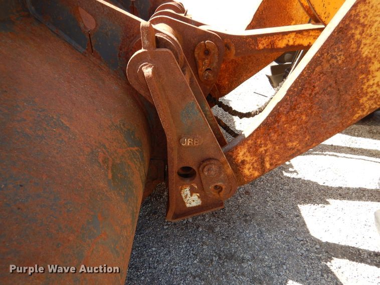 image for item DM1389 2006 New Holland LW130B  wheel loader