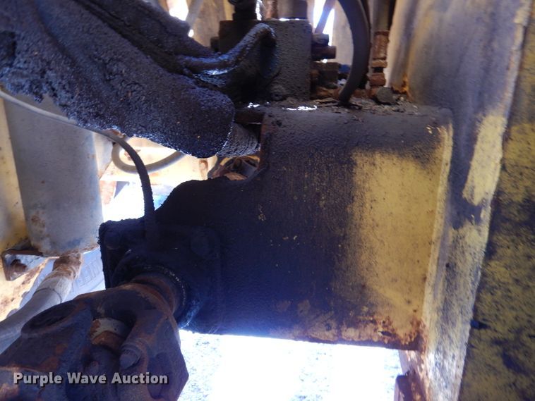 image for item DM1389 2006 New Holland LW130B  wheel loader