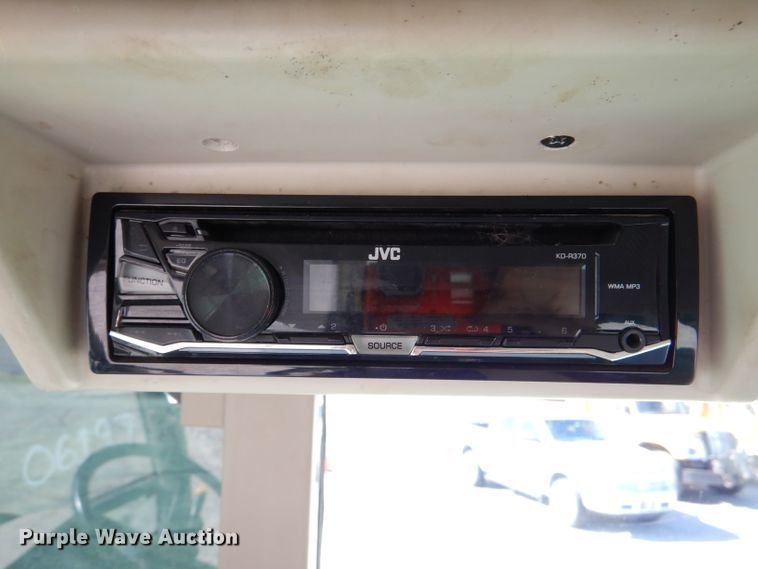 image for item DM1390 John Deere 6715  MFWD tractor