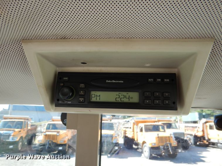 image for item DM1391 John Deere 6715  MFWD tractor