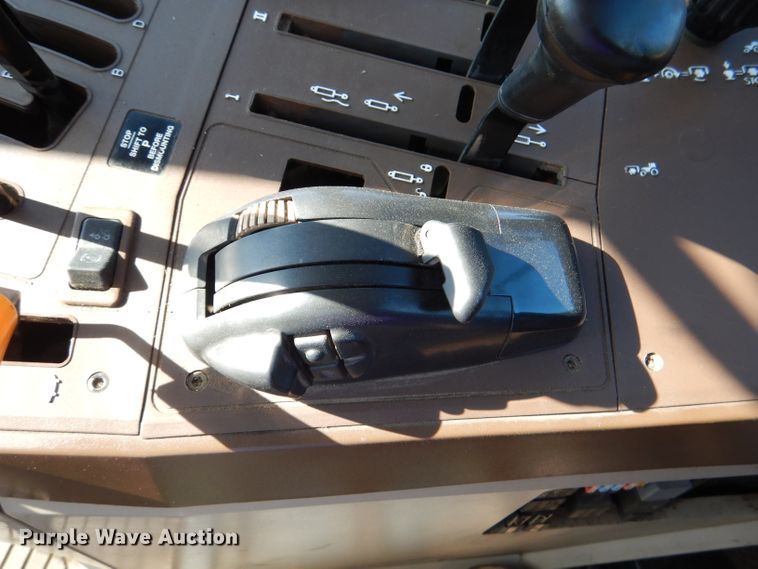 image for item DM1391 John Deere 6715  MFWD tractor