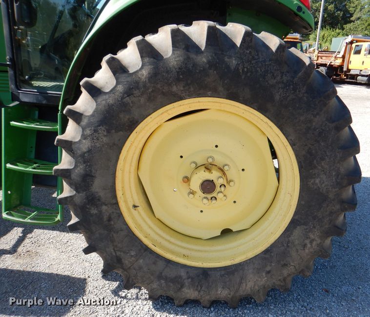 image for item DM1391 John Deere 6715  MFWD tractor