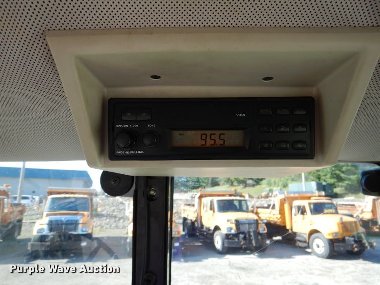 image for item DM1392 John Deere 6615  MFWD tractor