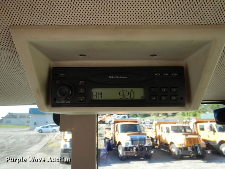 image for item DM1393 John Deere 6715  MFWD tractor