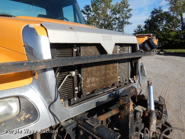 image for item DM1394 2006 International WorkStar 7400  truck cab and chassis