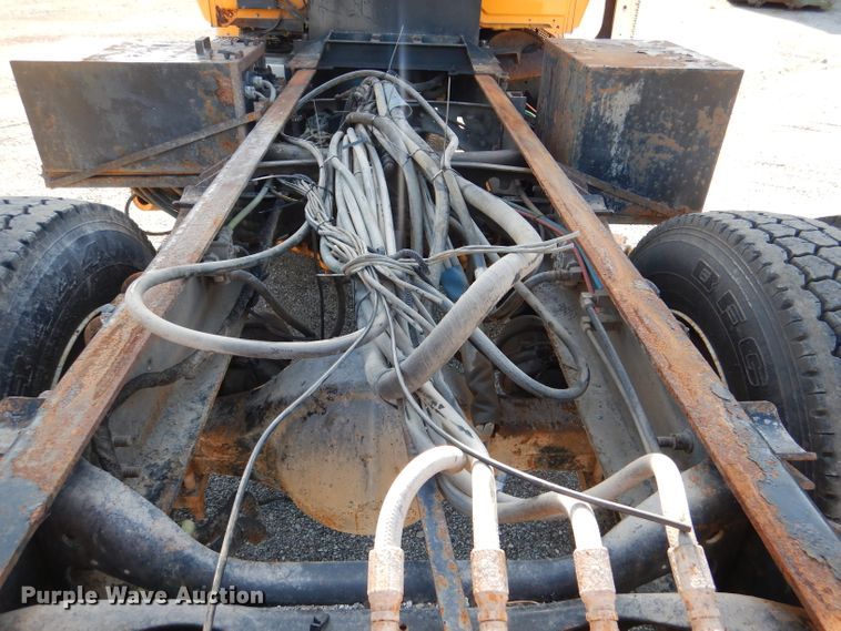 image for item DM1394 2006 International WorkStar 7400  truck cab and chassis