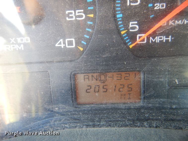 image for item DM1394 2006 International WorkStar 7400  truck cab and chassis