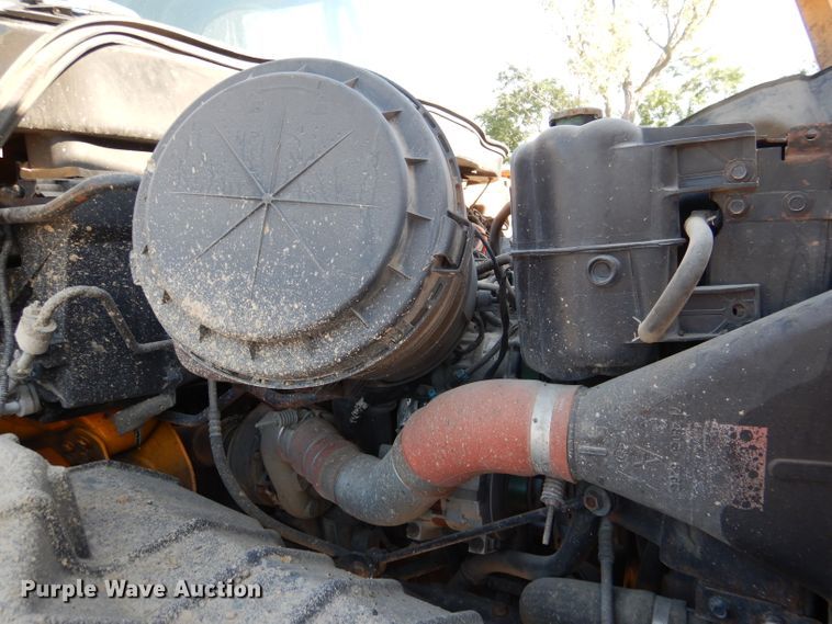 image for item DM1394 2006 International WorkStar 7400  truck cab and chassis