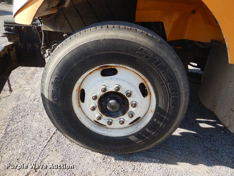 image for item DM1394 2006 International WorkStar 7400  truck cab and chassis