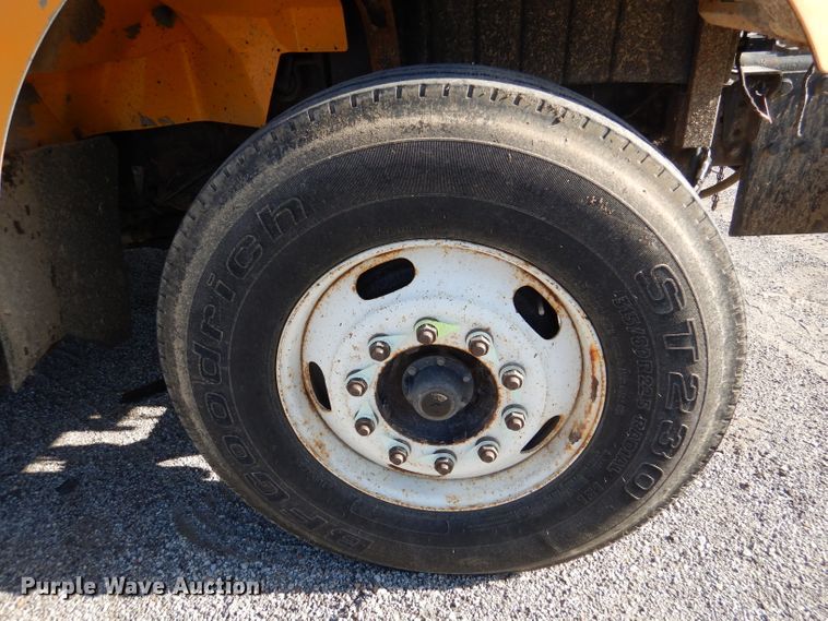 image for item DM1394 2006 International WorkStar 7400  truck cab and chassis