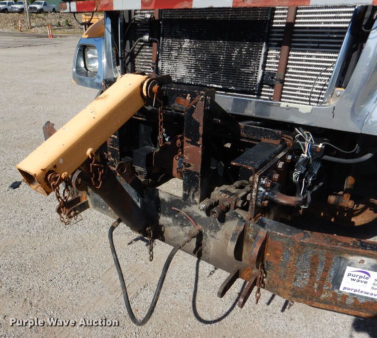 image for item DM1395 2004 International WorkStar 7400  dump truck