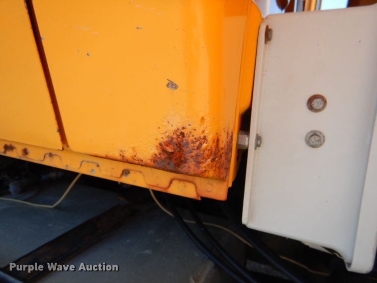 image for item DM1395 2004 International WorkStar 7400  dump truck