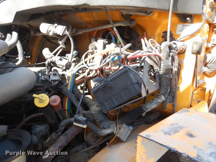 image for item DM1395 2004 International WorkStar 7400  dump truck