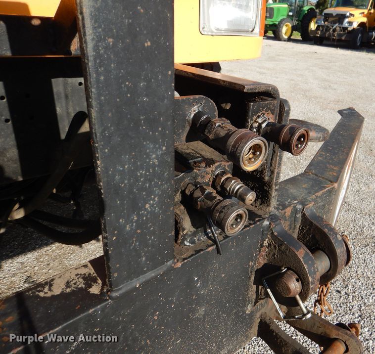 image for item DM1396 2002 International 4900  Crew Cab dump truck