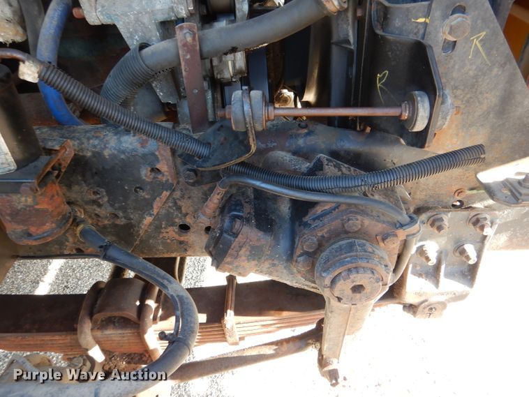 image for item DM1396 2002 International 4900  Crew Cab dump truck