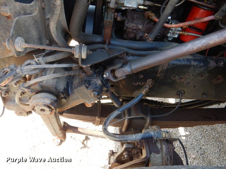 image for item DM1396 2002 International 4900  Crew Cab dump truck