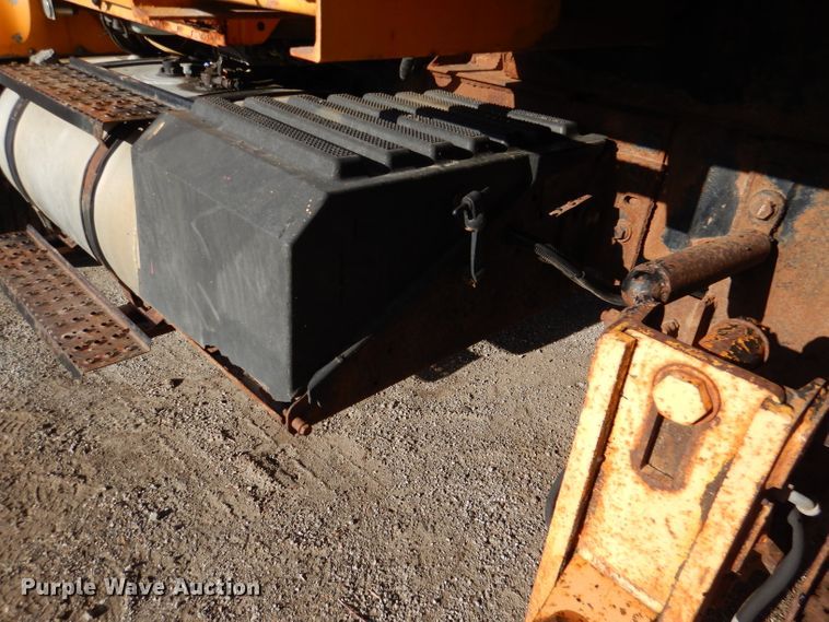 image for item DM1397 2006 International WorkStar 7400  dump truck