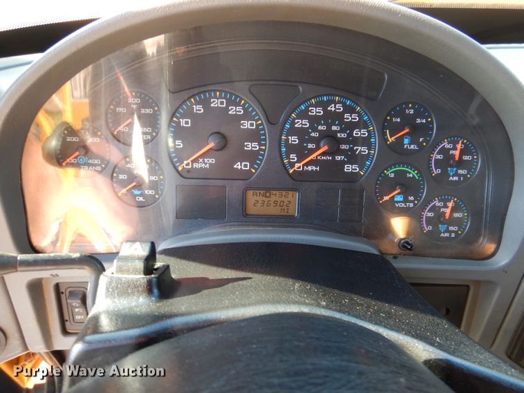 image for item DM1397 2006 International WorkStar 7400  dump truck