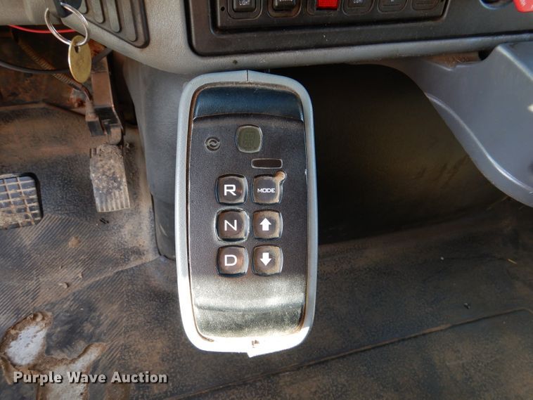 image for item DM1397 2006 International WorkStar 7400  dump truck