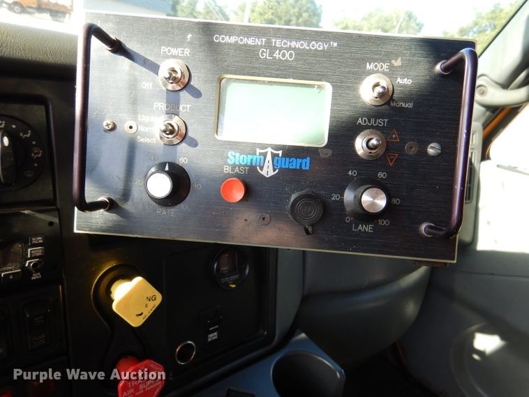 image for item DM1397 2006 International WorkStar 7400  dump truck