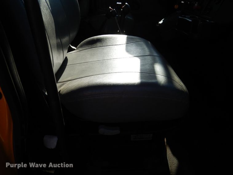 image for item DM1397 2006 International WorkStar 7400  dump truck