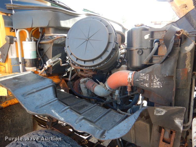 image for item DM1397 2006 International WorkStar 7400  dump truck