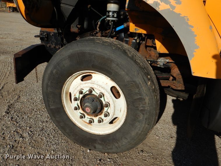 image for item DM1397 2006 International WorkStar 7400  dump truck