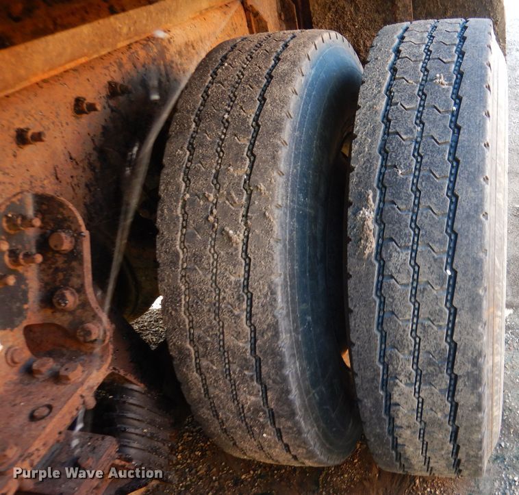 image for item DM1397 2006 International WorkStar 7400  dump truck