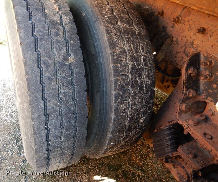 image for item DM1397 2006 International WorkStar 7400  dump truck