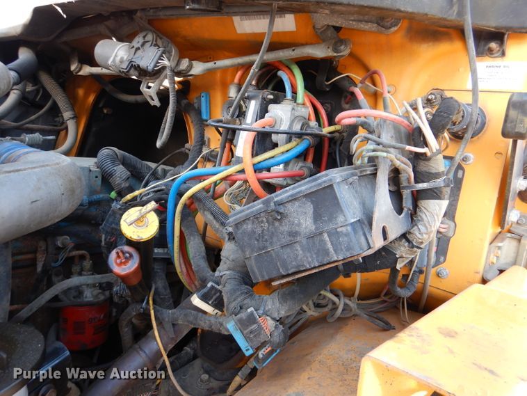 image for item DM1398 2003 International WorkStar 7400  flatbed truck